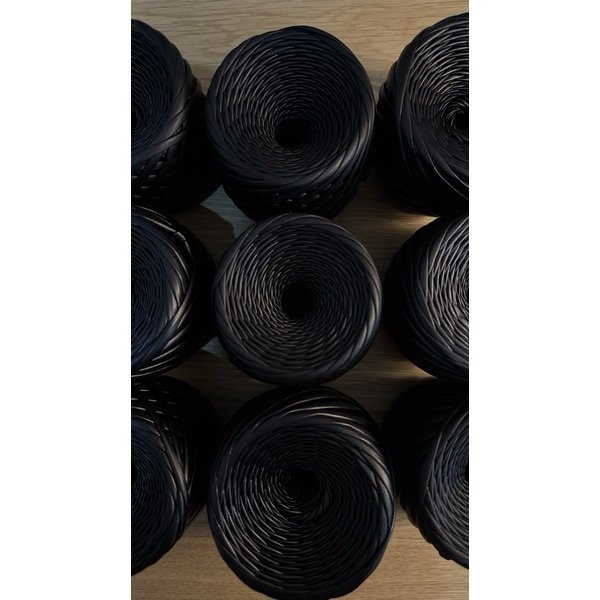 Matte black yarn - 1 piece